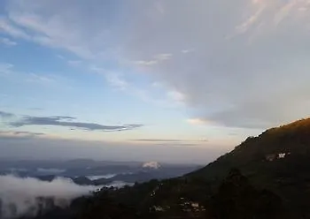 Shamrock Hotel Devikolam Apartment Munnar